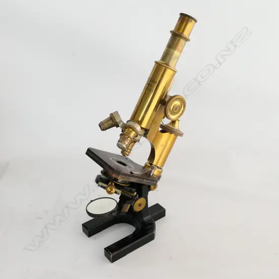 CARL ZEISS, JENA, No.23561 BRASS COMPOUND MONOCULAR MICROSCOPE IN MAHOG BOX.